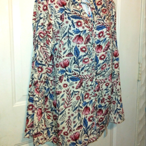 NWT☆STYLE & CO☆Plus Size Long Bell Sleeve Button Down Blouse☆0X - Picture 16 of 16